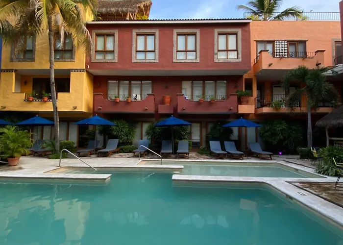 Casa Lotería -Pueblito Sayulita- ColorfulHostal